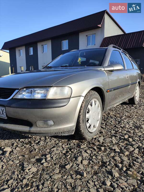Універсал Opel Vectra 1997 в Луцьку
