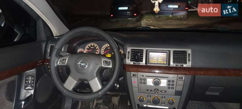 Седан Opel Vectra 2005 в Львові фото 12 Седан Opel Vectra 2005 в Львові