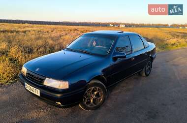 Седан Opel Vectra 1990 в Измаиле