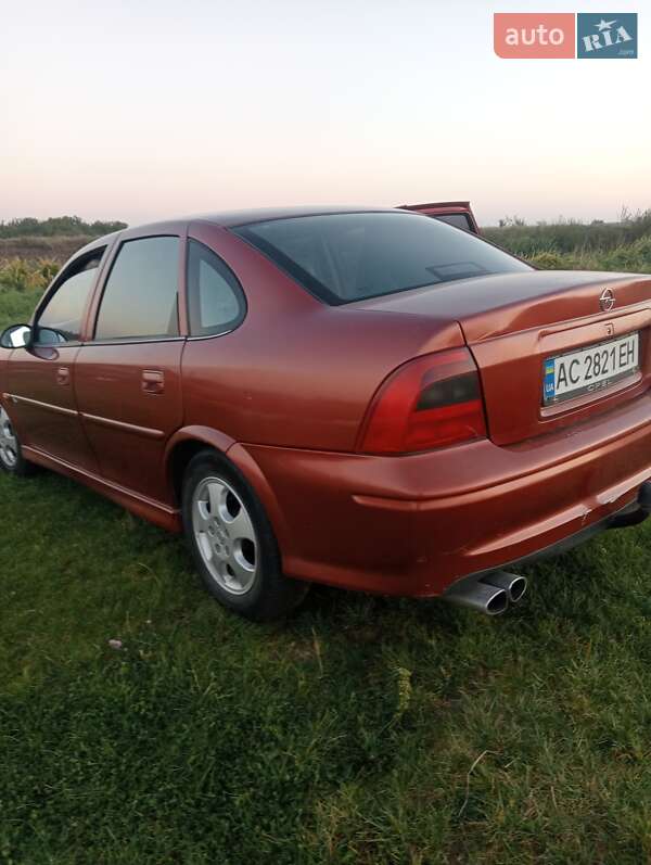 Седан Opel Vectra 1998 в Ровно