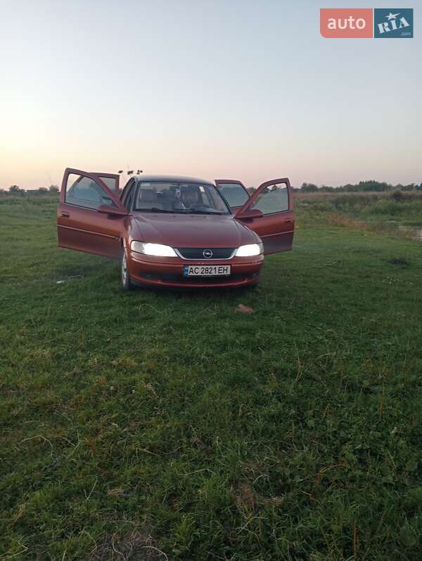 Седан Opel Vectra 1998 в Ровно
