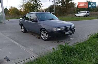 Седан Opel Vectra 1990 в Стрию