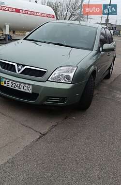 Седан Opel Vectra 2004 в Дніпрі