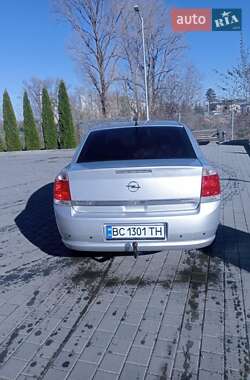 Седан Opel Vectra 2005 в Самборі