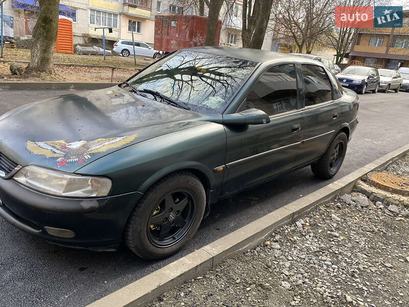 Седан Opel Vectra 1998 в 