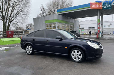 Лифтбек Opel Vectra 2006 в Лубнах