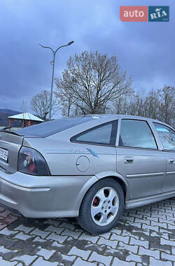 Лифтбек Opel Vectra 1999 в 