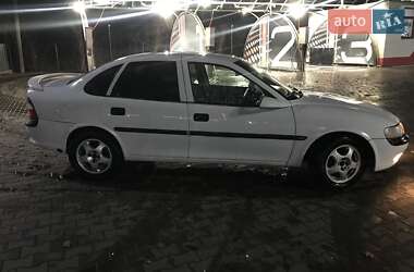 Седан Opel Vectra 1997 в Луцьку