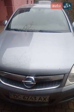 Седан Opel Vectra 2007 в Львові