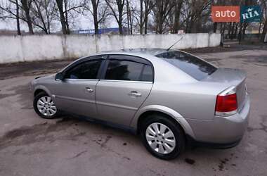 Седан Opel Vectra 2004 в Конотопі