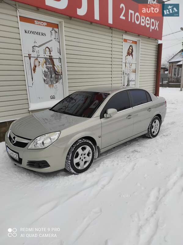 Седан Opel Vectra 2008 в Шполе