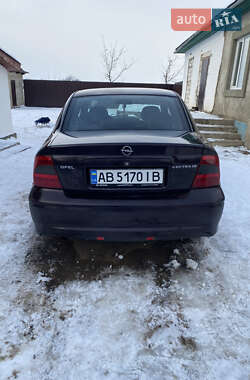 Седан Opel Vectra 1999 в Гайвороні