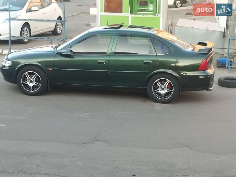 Седан Opel Vectra 1997 в Миколаєві