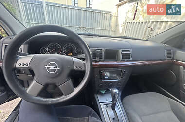 Седан Opel Vectra 2004 в 