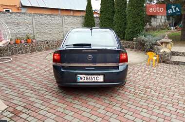 Седан Opel Vectra 2008 в Хусте