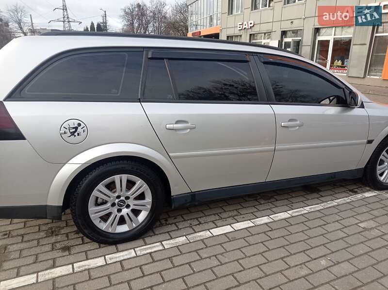 Универсал Opel Vectra 2005 в Львове