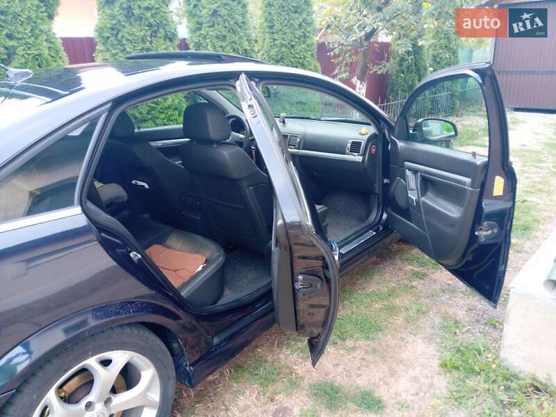 Седан Opel Vectra 2006 в Королеві