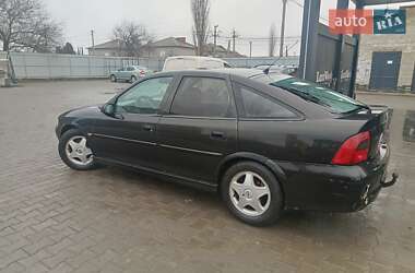 Ліфтбек Opel Vectra 2000 в Новому Бузі