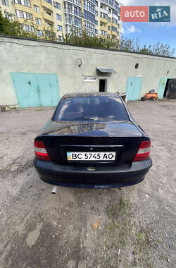 Седан Opel Vectra 1998 в Львове