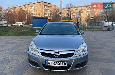 Седан Opel Vectra 2006 в Івано-Франківську