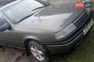 Седан Opel Vectra 1989 в Добромилі