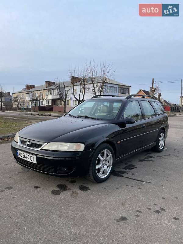 Универсал Opel Vectra 2001 в Маневичах