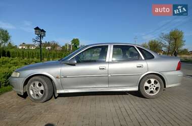 Седан Opel Vectra 2000 в Полонному