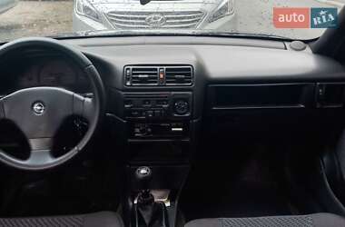 Седан Opel Vectra 1993 в Киеве