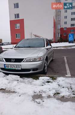 Седан Opel Vectra 2000 в Шаргороді