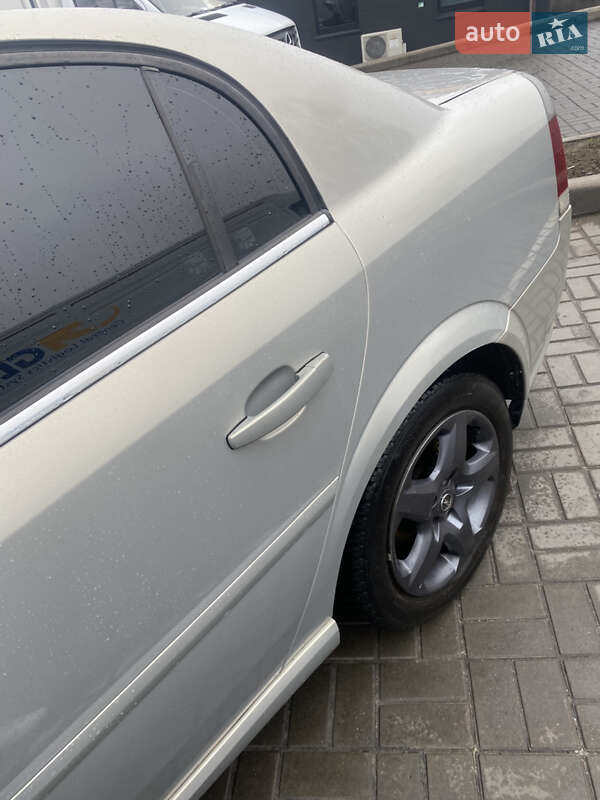 Седан Opel Vectra 2008 в Кам'янському фото 5 Седан Opel Vectra 2008 в Кам'янському