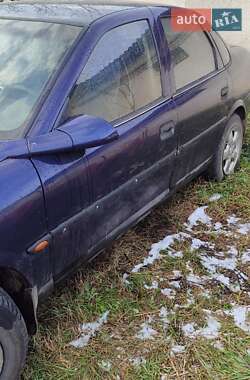 Седан Opel Vectra 1998 в 
