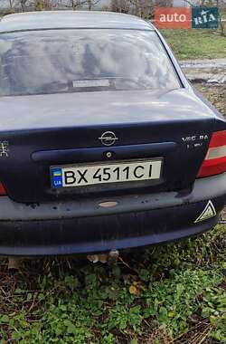 Седан Opel Vectra 1998 в 