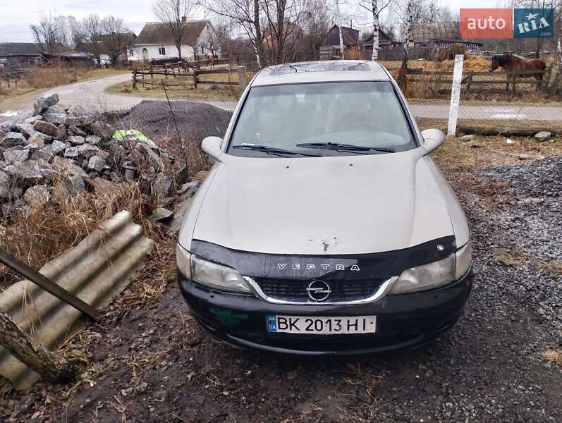 Седан Opel Vectra 1997 в Рокитном