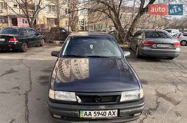 Седан Opel Vectra 1991 в Киеве