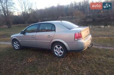 Седан Opel Vectra 2005 в 