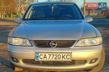 Седан Opel Vectra 2000 в 