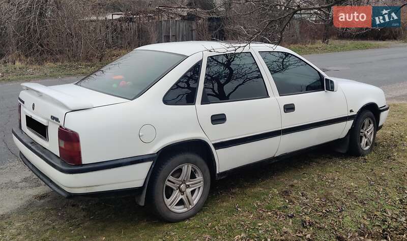 Седан Opel Vectra 1992 в Кременчуге