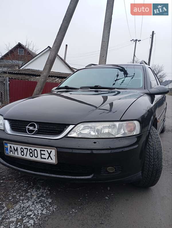 Универсал Opel Vectra 2001 в Звягеле