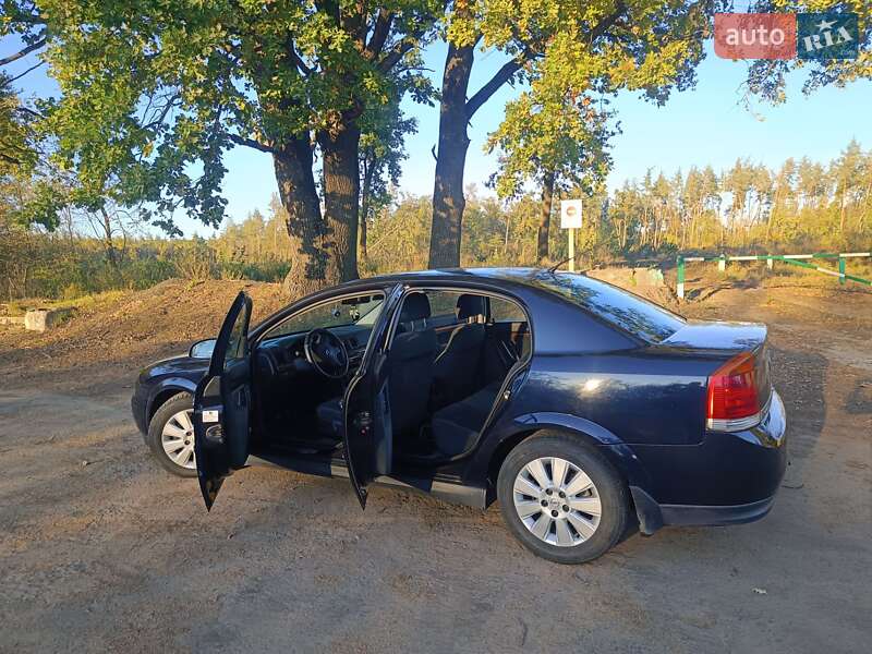 Седан Opel Vectra 2003 в Ватутіному