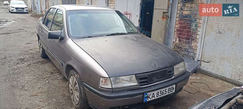 Седан Opel Vectra 1990 в Києві