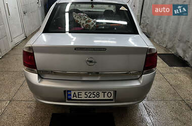 Седан Opel Vectra 2007 в Днепре