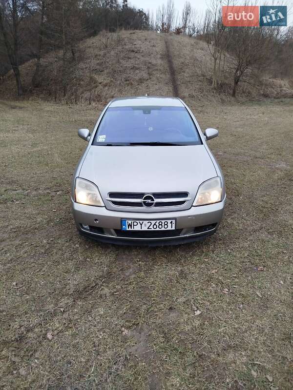 Седан Opel Vectra 2003 в 