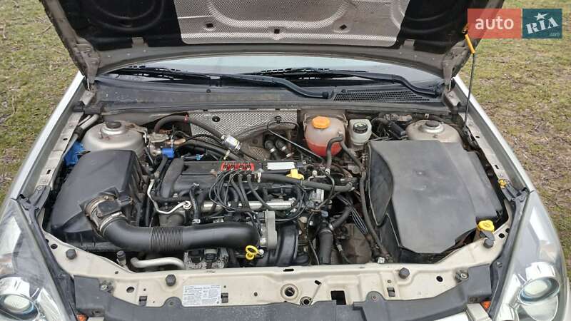 Седан Opel Vectra 2008 в Лохвице