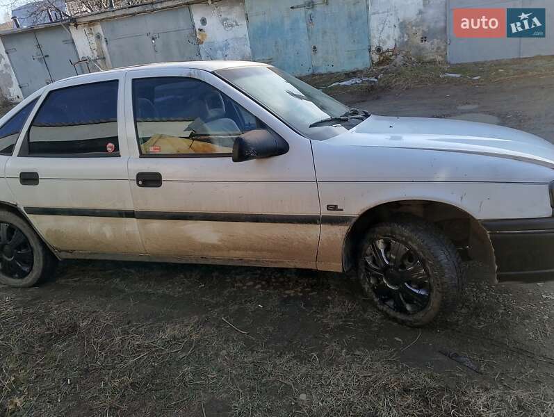 Седан Opel Vectra 1995 в Бориславе