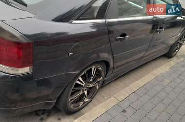 Седан Opel Vectra 2002 в 