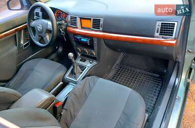 Седан Opel Vectra 2003 в 