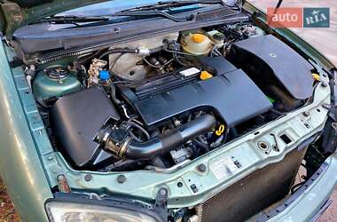 Седан Opel Vectra 2003 в 