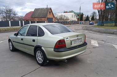 Седан Opel Vectra 1996 в 