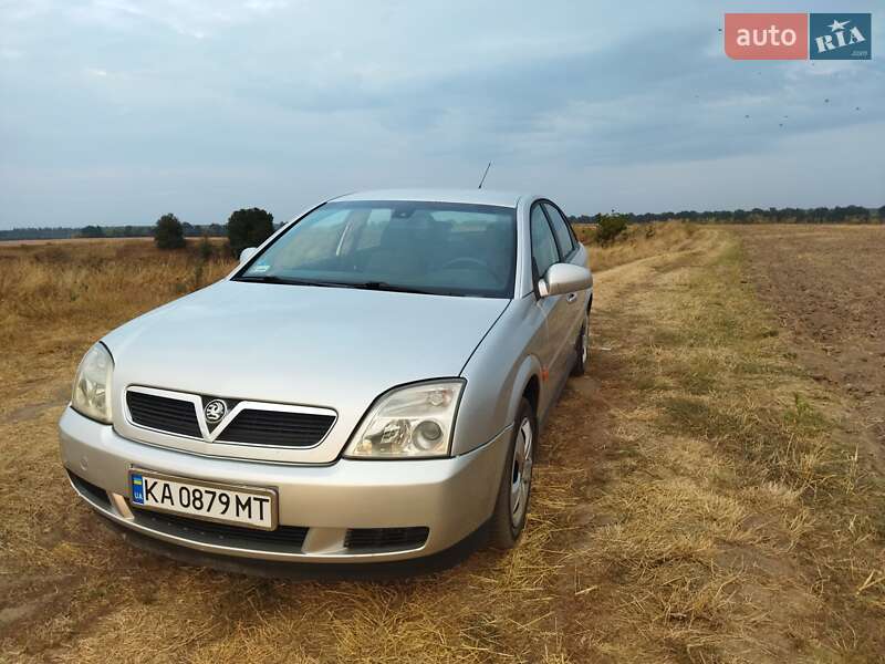 Лифтбек Opel Vectra 2002 в 