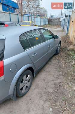 Ліфтбек Opel Vectra 2003 в Дніпрі